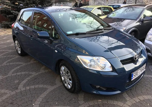 samochody osobowe Toyota Auris cena 15198 przebieg: 259990, rok produkcji 2007 z Tuchów